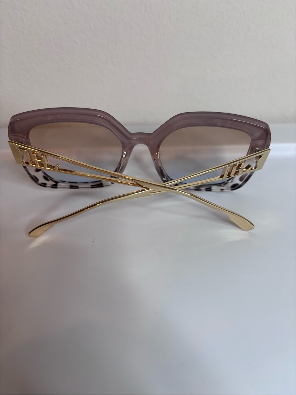 Oversized Square Sunglasses in Light Taupe with Leopard Trim - Picture 4 of 7